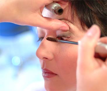 In calo i mestieri edili, avanti quelli che fanno bella la persona