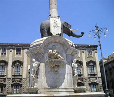 Lo spoglio delle schede per l’elezione del sindaco di Catania in diretta da CasaCatania Lo spoglio delle schede per l’elezione del sindaco di Catania in diretta da CasaCatania