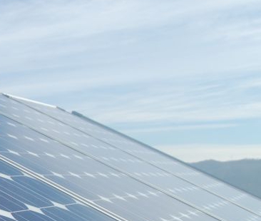 Nel 2014 il più grande parco solare africano. Dietro c’è un siciliano in fuga imprenditoriale Nel 2014 il più grande parco solare africano. Dietro c’è un siciliano in fuga imprenditoriale