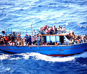 La stagione delle anime disperate. Più di 500 migranti alla settimana