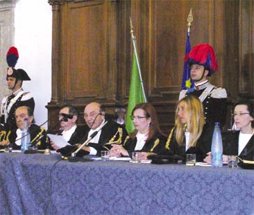 Bilancio Regione siciliana, buco da 9 miliardi Bilancio Regione siciliana, buco da 9 miliardi