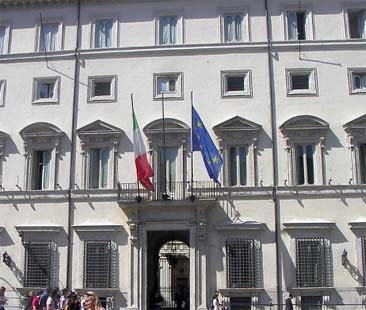 Dall’Ue ossigeno per Letta