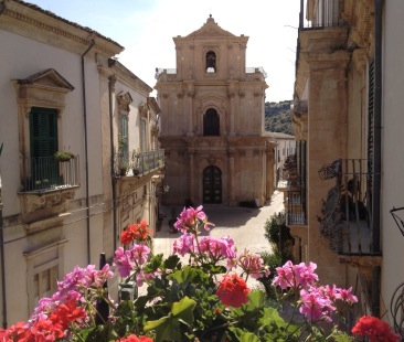 L’albergo diffuso in Sicilia è quasi legge