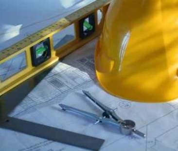 Liberi professionisti, assicurazioni obbligatorie dal 15 agosto