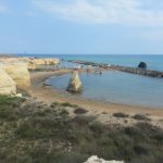Ragusa – La spiaggia di Cirica tra bellezze e sporcizia. Amministrazione distratta e cittadini incivili