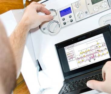 Controlli di efficienza energetica per climatizzatori e caldaie Controlli di efficienza energetica per climatizzatori e caldaie