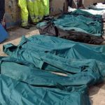 Lampedusa, barcone a fuoco è una strage di immigrati