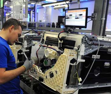 Imprese, la notte non è passata. L’Isola si accoda alla decrescita