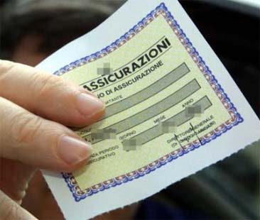 Contrassegno Rc-auto addio. Arriva “l’interrogazione” targa Contrassegno Rc-auto addio. Arriva “l’interrogazione” targa