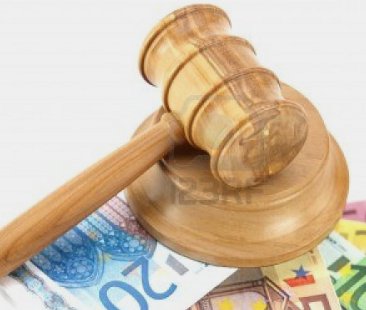 Case e aziende all’asta, lo sciopero della fame degli ex assessori Case e aziende all’asta, lo sciopero della fame degli ex assessori