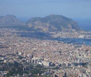 Cellulari, a Palermo arriva l’app per evitare il traffico