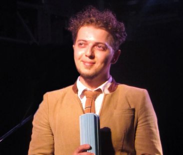 Un siciliano sbanca gli Asian awards 2013