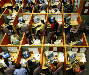 Viaggio nei call center, visti come un “antidoto” alla disoccupazione