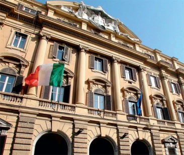 Italia in recessione, unico Paese del G7 Italia in recessione, unico Paese del G7