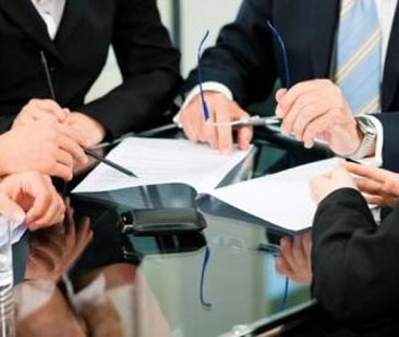 Giovani, l’ultima carta è fare impresa Giovani, l’ultima carta è fare impresa