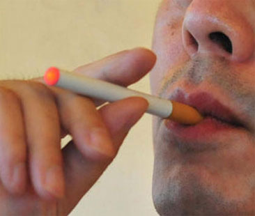 Sigarette elettroniche pericolose per le multinazionali del tabacco Sigarette elettroniche pericolose per le multinazionali del tabacco