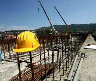 Concessioni edilizie, tempi da gravidanza in Sicilia