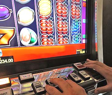 Azzardo, da vizio a patologia: nuovi strumenti di contrasto Azzardo, da vizio a patologia: nuovi strumenti di contrasto