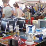 Catania – Il mercatino della vergogna non si sposta da piazza Dante