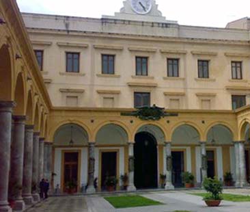 Scuole al posto di Facoltà. Iniziata la rivoluzione a Palermo Scuole al posto di Facoltà. Iniziata la rivoluzione a Palermo