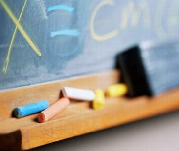 Scuola, da zero a 2.500 euro per l’abilitazione dei docenti precari Scuola, da zero a 2.500 euro per l’abilitazione dei docenti precari