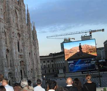 Moda italiana: +5% nel 2014. Le collezioni maschili e le sfilate