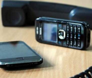 Telefonia: difficoltà e costi elevati per cambiare gestore