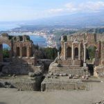 I 10 punti di Matteo Renzi in sintonia col QdS