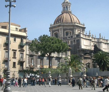 Catania – Un “tavolo delle idee” per far rinascere Catania