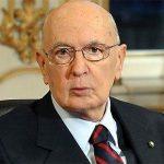 Fi e M5S attaccano il presidente Napolitano