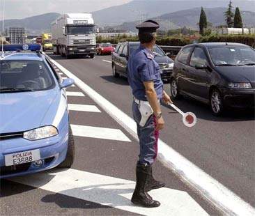 Quel veicolo è assicurato? Basta inserire la targa online Quel veicolo è assicurato? Basta inserire la targa online