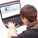 Vita sedentaria, quando facebook sostituisce l’attività sportiva