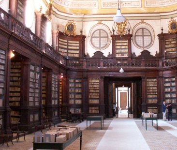 Catania – La Biblioteca seppellita dai debiti ha ripreso lentamente a respirare