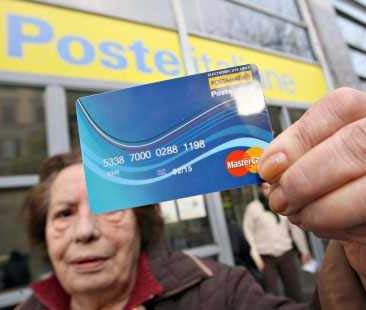 Social card, bloccati dalla lentezza burocratica gli 8,6 milioni di euro destinati a Catania e Palermo