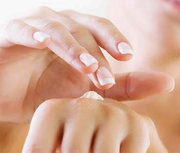 Allarme Aifa: le creme sbiancanti pericolose per la salute umana