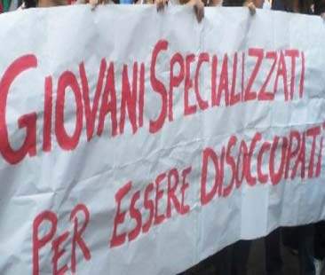 Dopo la laurea triennale solo un siciliano su tre trova lavoro