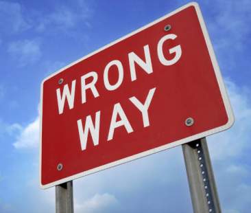 Incidenti stradali, sempre più contromano a causa di alcol e droghe Incidenti stradali, sempre più contromano a causa di alcol e droghe