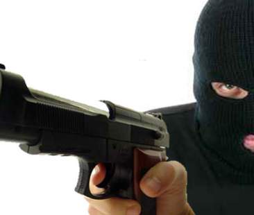 Criminale armato fino ai denti riceveva sussidio dalla Regione Criminale armato fino ai denti riceveva sussidio dalla Regione