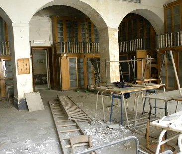 Il Liceo Classico di Modica glorioso e martoriato, avvolto tra la polvere, i topi e i rifiuti