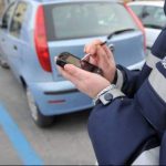 Strisce blu, il Ministero cede alle pressioni dei Comuni