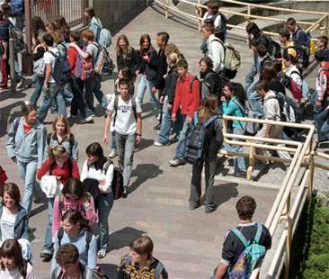 Scuola secondaria, cento nuovi indirizzi di studio Scuola secondaria, cento nuovi indirizzi di studio