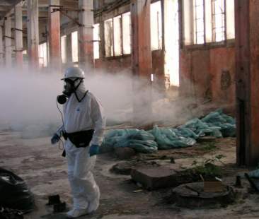 Copertura finanziaria assente e scarse sanzioni, impugnata legge su amianto