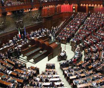 Province addio, sì incassato alla Camera