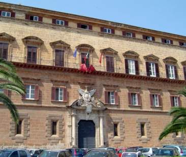 Lo Statuto delle opportunità e non dei privilegi Lo Statuto delle opportunità e non dei privilegi