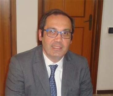 Angelo Fasulo: «Una politica non urlata che risponda coi fatti» Angelo Fasulo: «Una politica non urlata che risponda coi fatti»