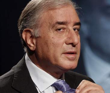 Colpo di scena, spunta Dell’Utri: “Non mi sottrarrò a sentenza”