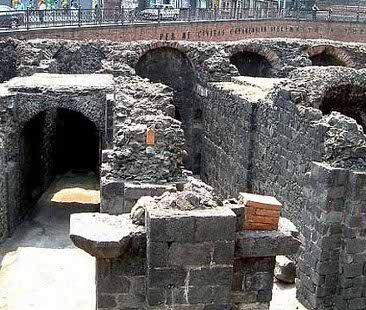 Catania – L’Anfiteatro nel fango, ma lo sponsor è rifiutato