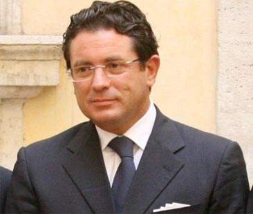 Confindustria contro tutti: banche, giornalisti, politica