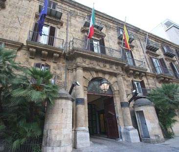 Ddl pagamenti in Aula. Il 22 aprile si riparte da qui Ddl pagamenti in Aula. Il 22 aprile si riparte da qui