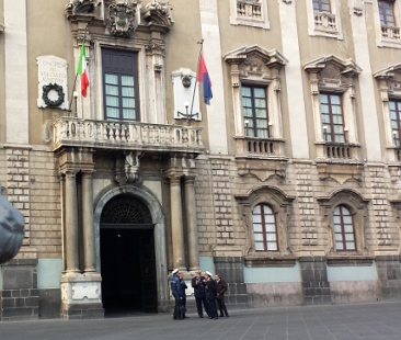 Catania – Burocrazia, ecco il nuovo assetto. “Rivoluzionati” gli uffici comunali